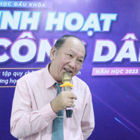 Thầy Trương Tuấn Kiệt - “Idol” của mọi thế hệ học sinh tại trường Việt Giao 23 năm qua